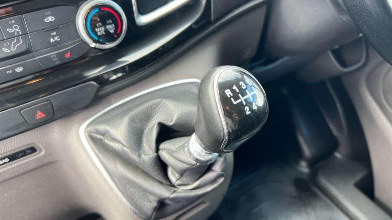 Ford Transit Custom 300 L1 Diesel Fwd 2.0 EcoBlue 130ps Low Roof Limited Van